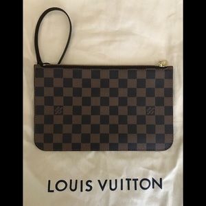 Louis Vuitton neverful pouch